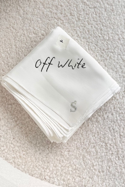 Defect Arabia  l Off White